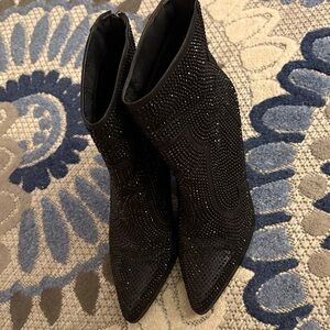 Elegant Black Women's Boots